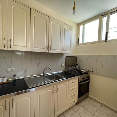 Lisus Apartment Vlore Luaran gambar